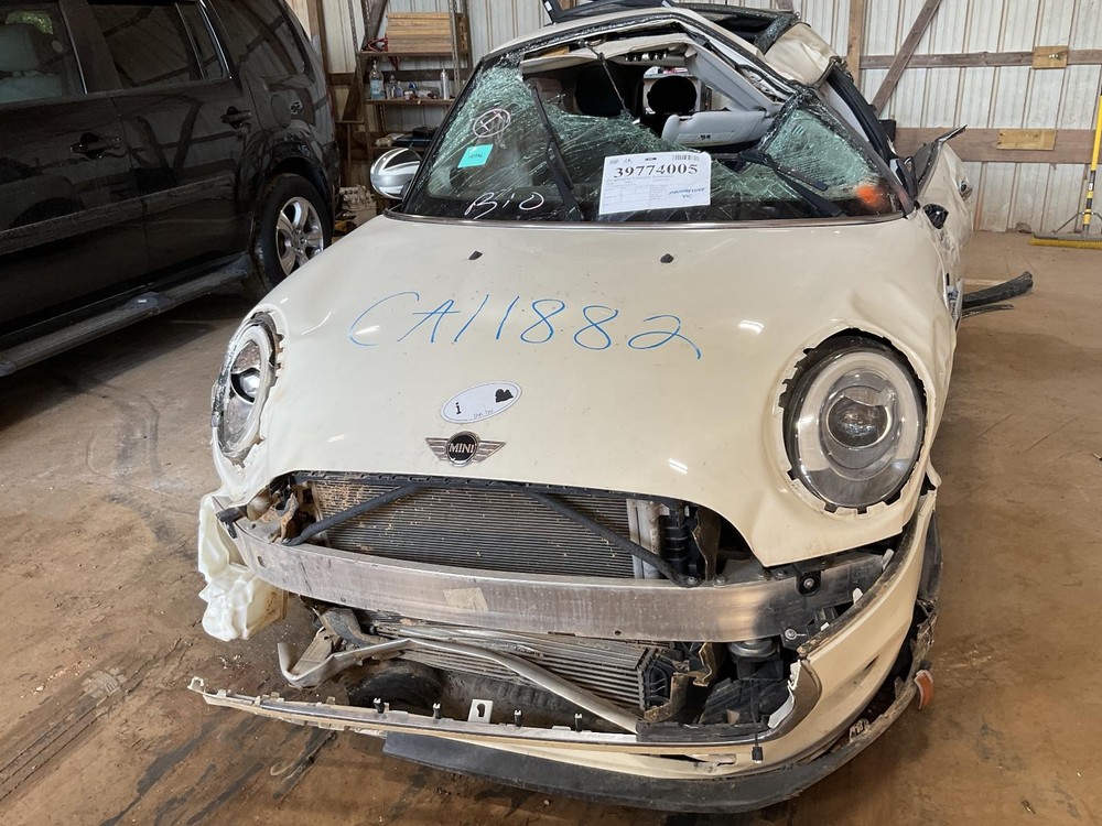 Used A/C Selector Switch fits: 2018 Mini COOPER w/automatic temperature control