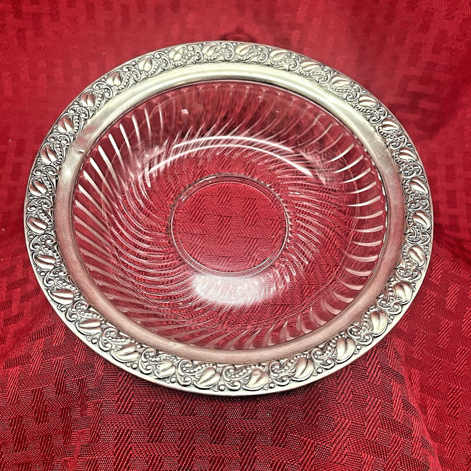 Vintage Webster Sterling Silver Glass W/Leaf Pattern Bowl 6"