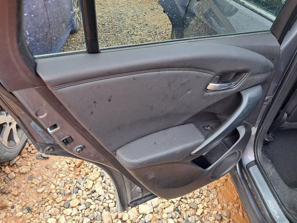 RDX 2017 Glove Box 4738630