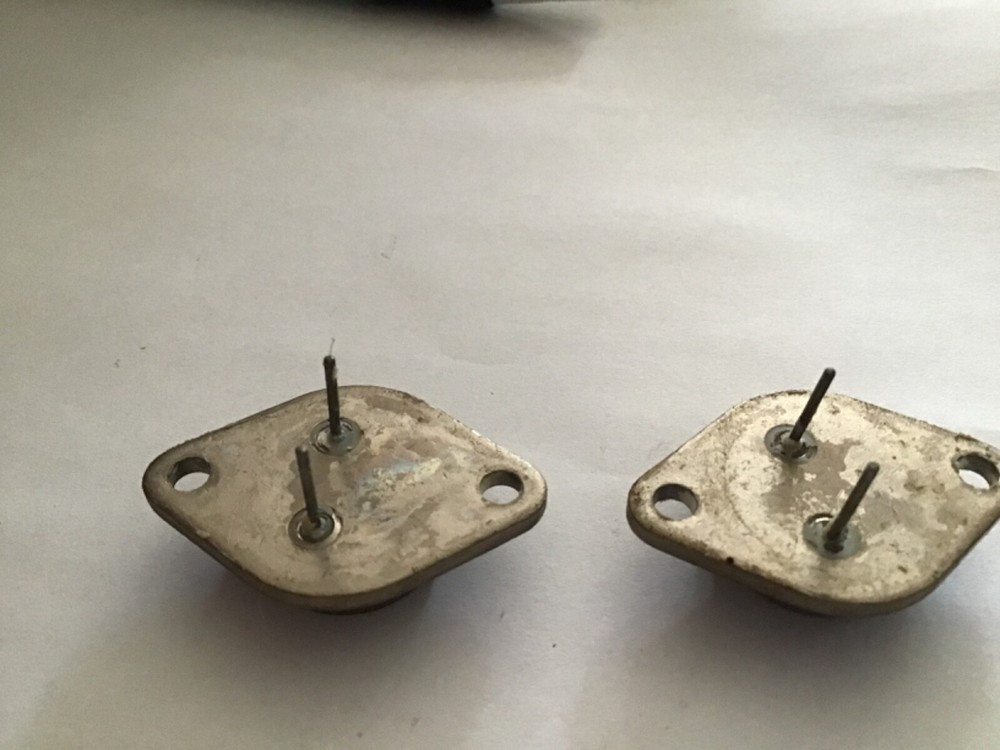 Maranz 2265…D555 and B-600 Output Transistors…pulled from working unit.