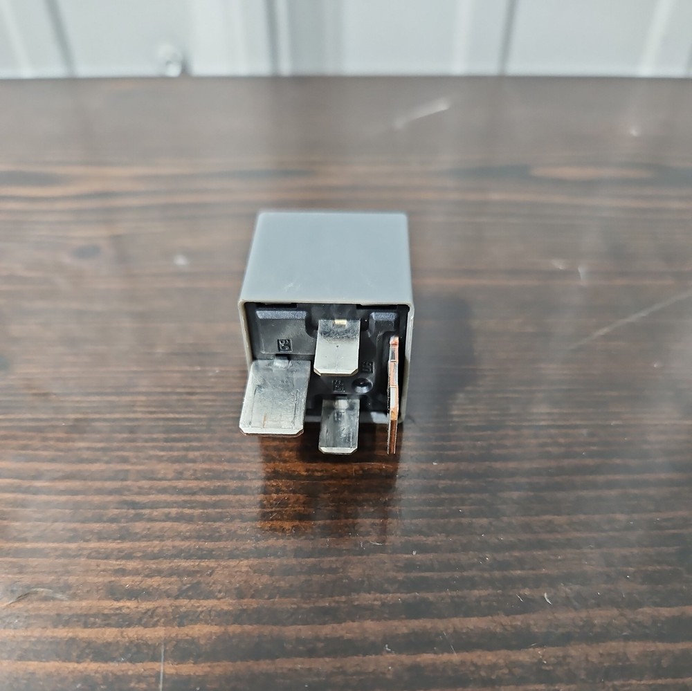 OEM Dodge Ram Auto Relay 13742705