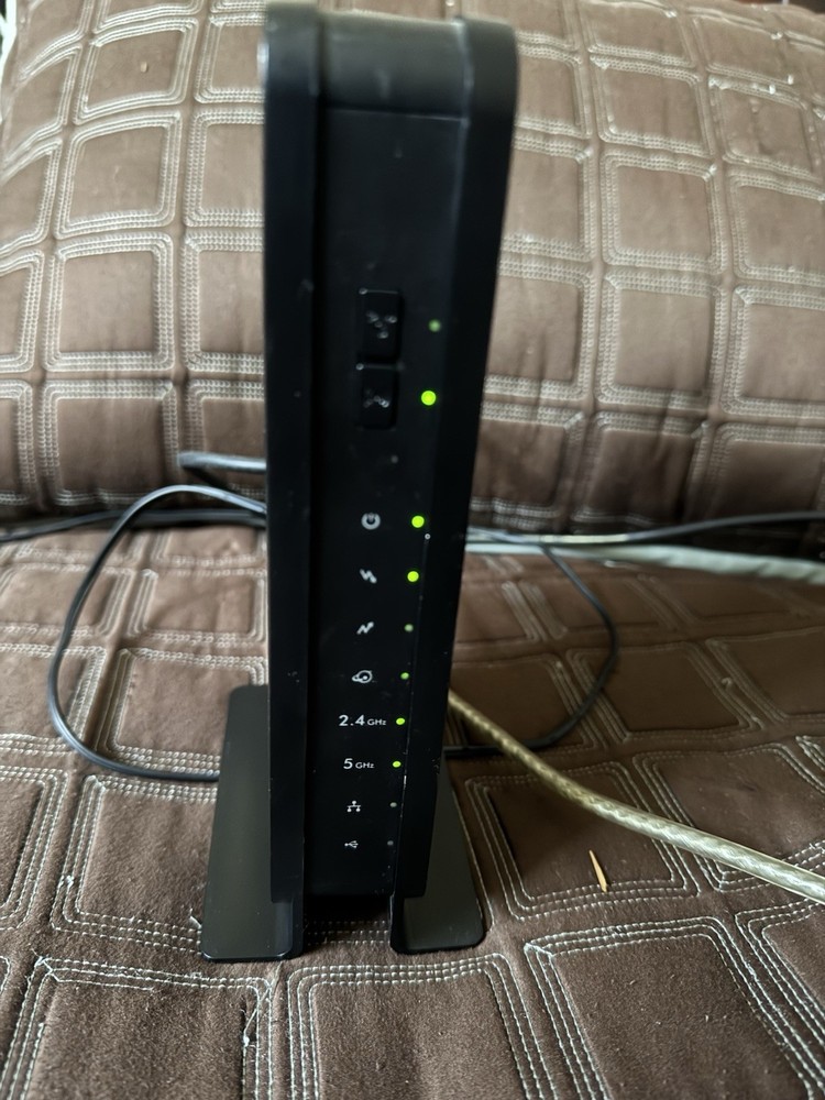 Netgear C3700 WiFi Cable Modem Router