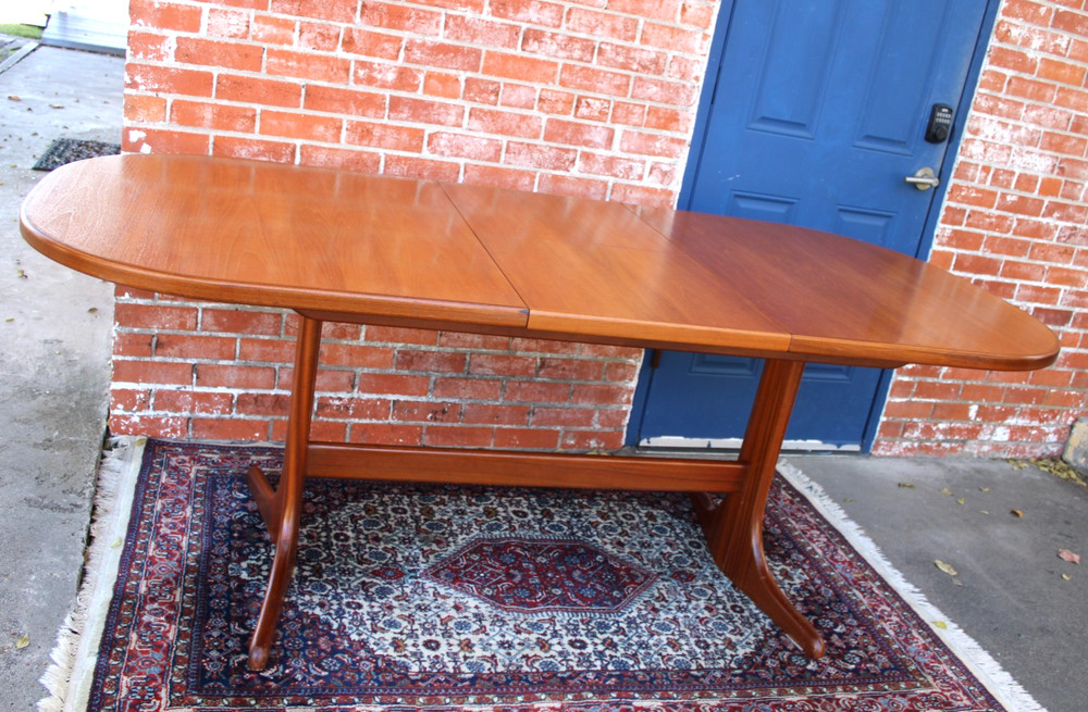 Mid Century Mc Intosh Teak Butterfly Leaf Dining Table – Draw Leaf Oval Table