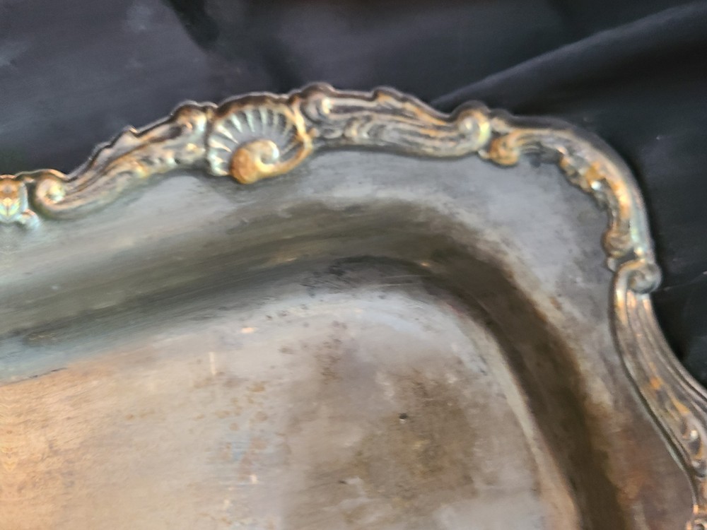 Vintage Ornate Sheridan? Serving Bread Tray Silverplated