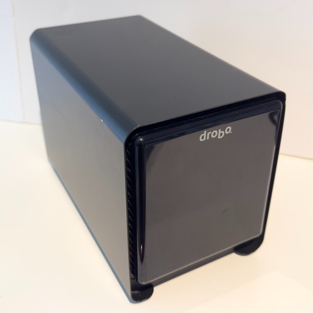 Data Robotics DRDS2-A Drobo FS 5-Bay Storage Array - With Adapter, No drives