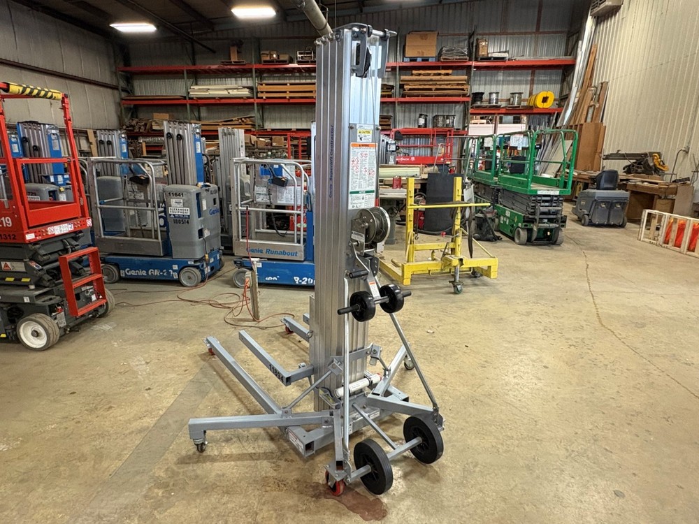 Genie SCL24 Material Lift