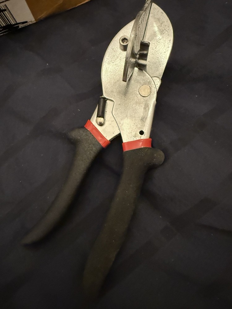 Multi Angle Miter Shear Cutter Hand Tools,45-135 Degree Adjustable Black