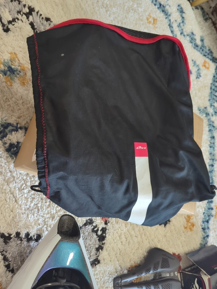 Met Drone 1 Wide Body Size Medium