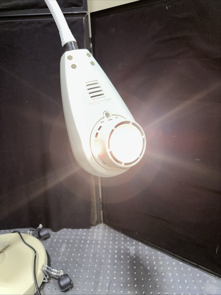Welch Allyn LS-135 Halogen Examination Floor Light, REF 44300