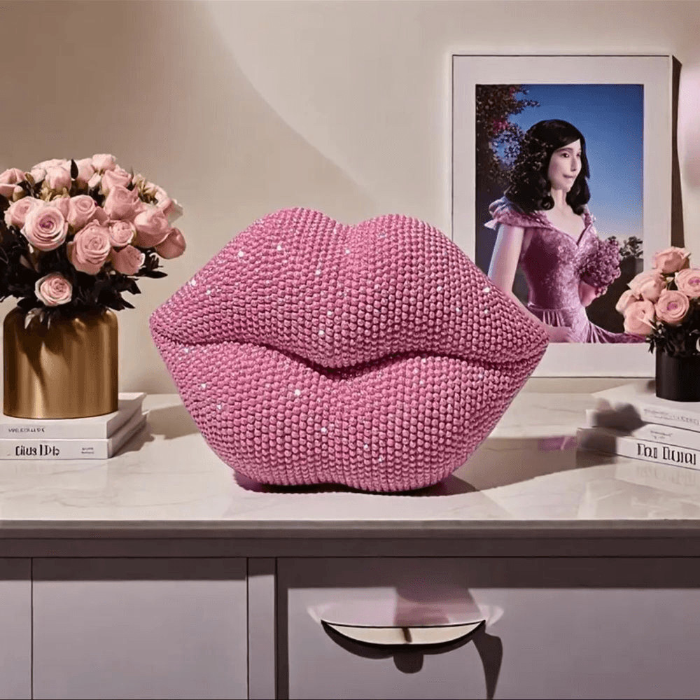 Glamorous Red Lip-Shaped Crystal resin Decor