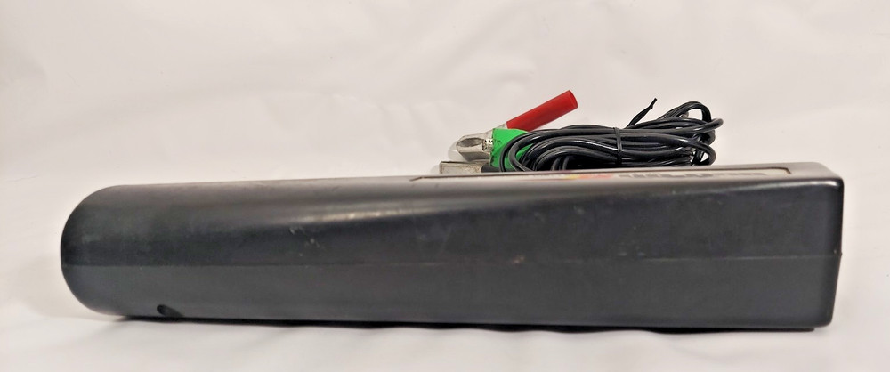 Actron D.C. Power Timing Light Model L-100. TESTED