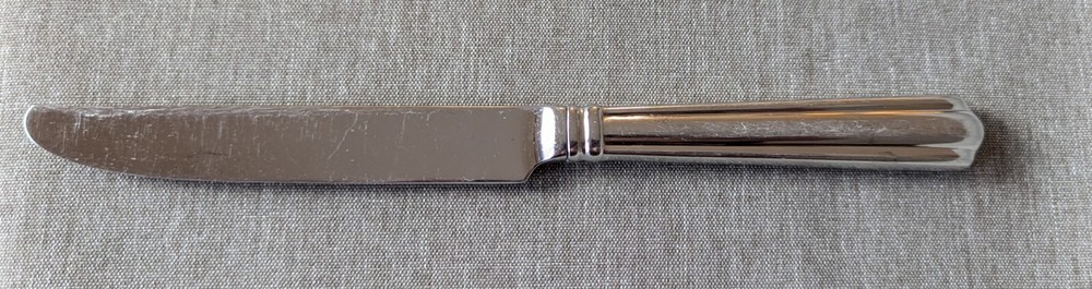 Reed & Barton Preston 9.5 inch dinner knife