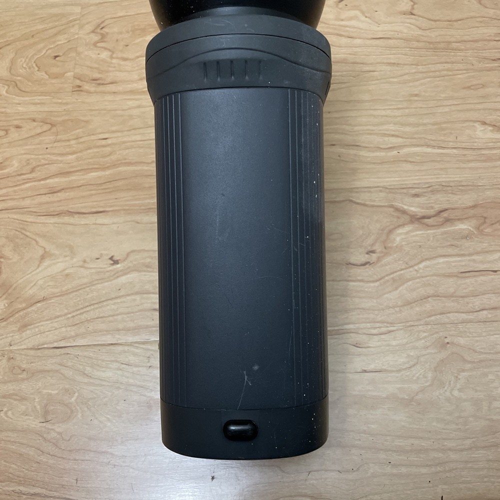 Flashpoint RL-600B Light With Carrying Case NO charger
