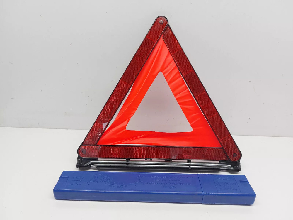BMW 6 SERIES E63 E64 LCI EMERGENCY HAZARD WARNING LIGHT TRIANGLE 2008