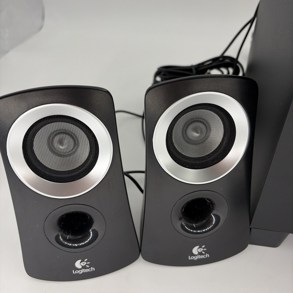 Logitech Z313 Speaker System for TV Home Computer MAC or PC