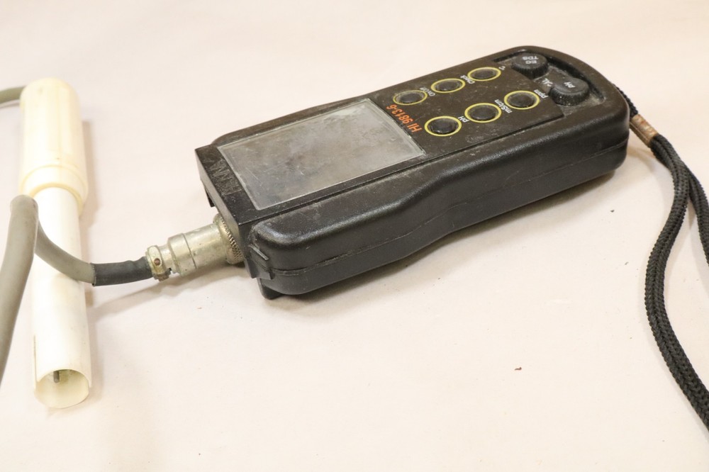 Hanna Instruments HI 9813-6 ~ Waterproof pH/EC/TDS Temperature Meter