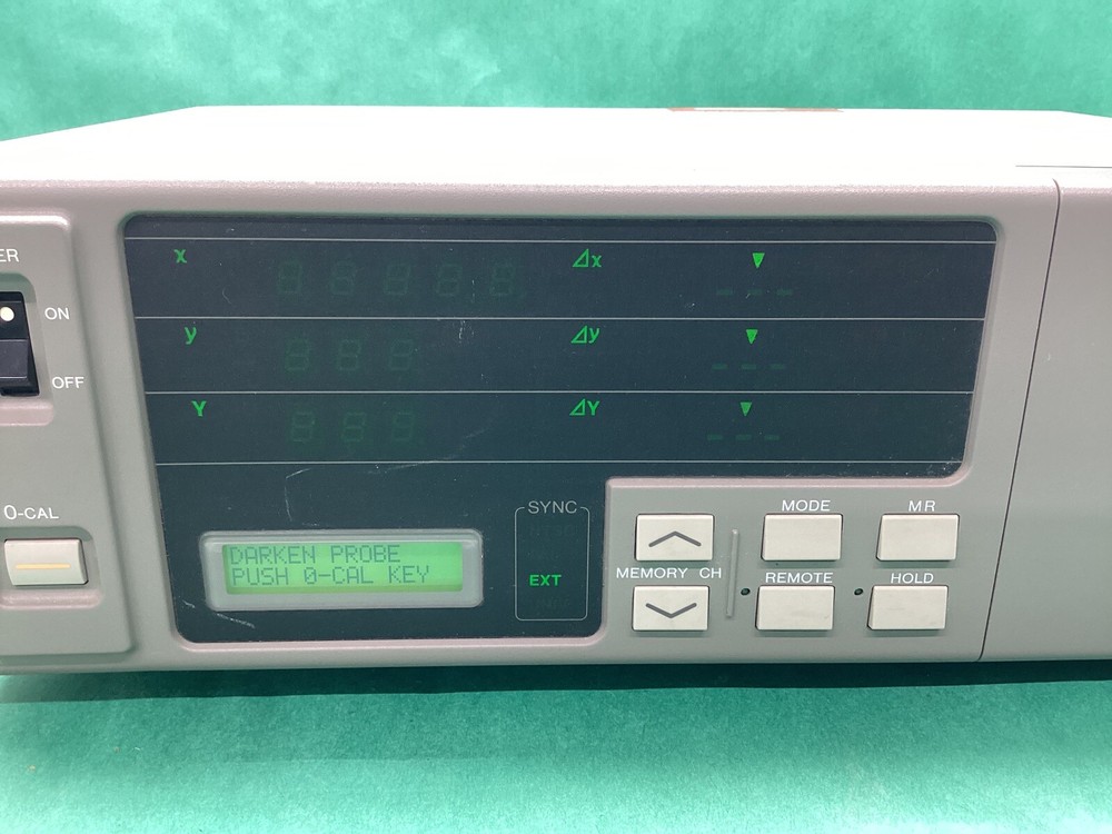 Minolta CA-100 CA100 CRT Color Analyzer with probe - POWERS ON - UNTESTED