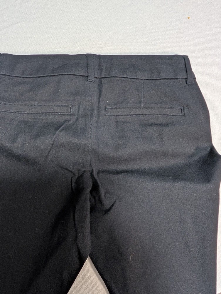 Old Navy slacks classic fit black size 0 pixie ankle length office or evening