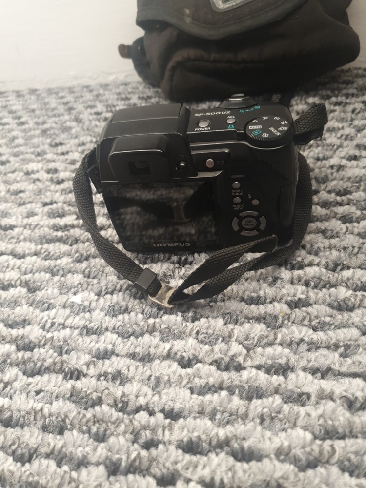 OLYMPUS SP-500UZ Compact Digital Bridge Camera 6MP 10X Zoom
