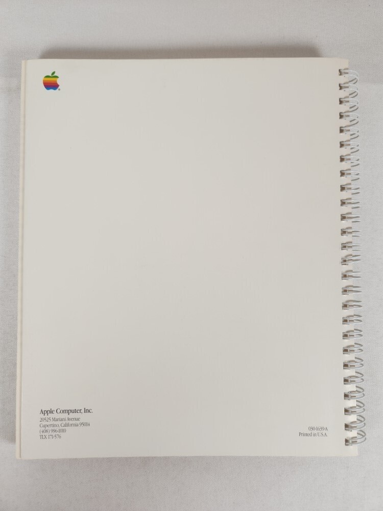 Apple Computer HyperTalk Beginner's Guide: An Introduction to Scripting Manual