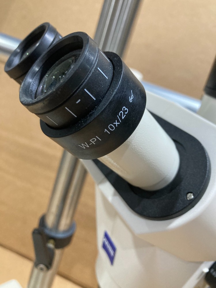 Zeiss Trinocular Stereo microscope Stemi 2000-C with Stand