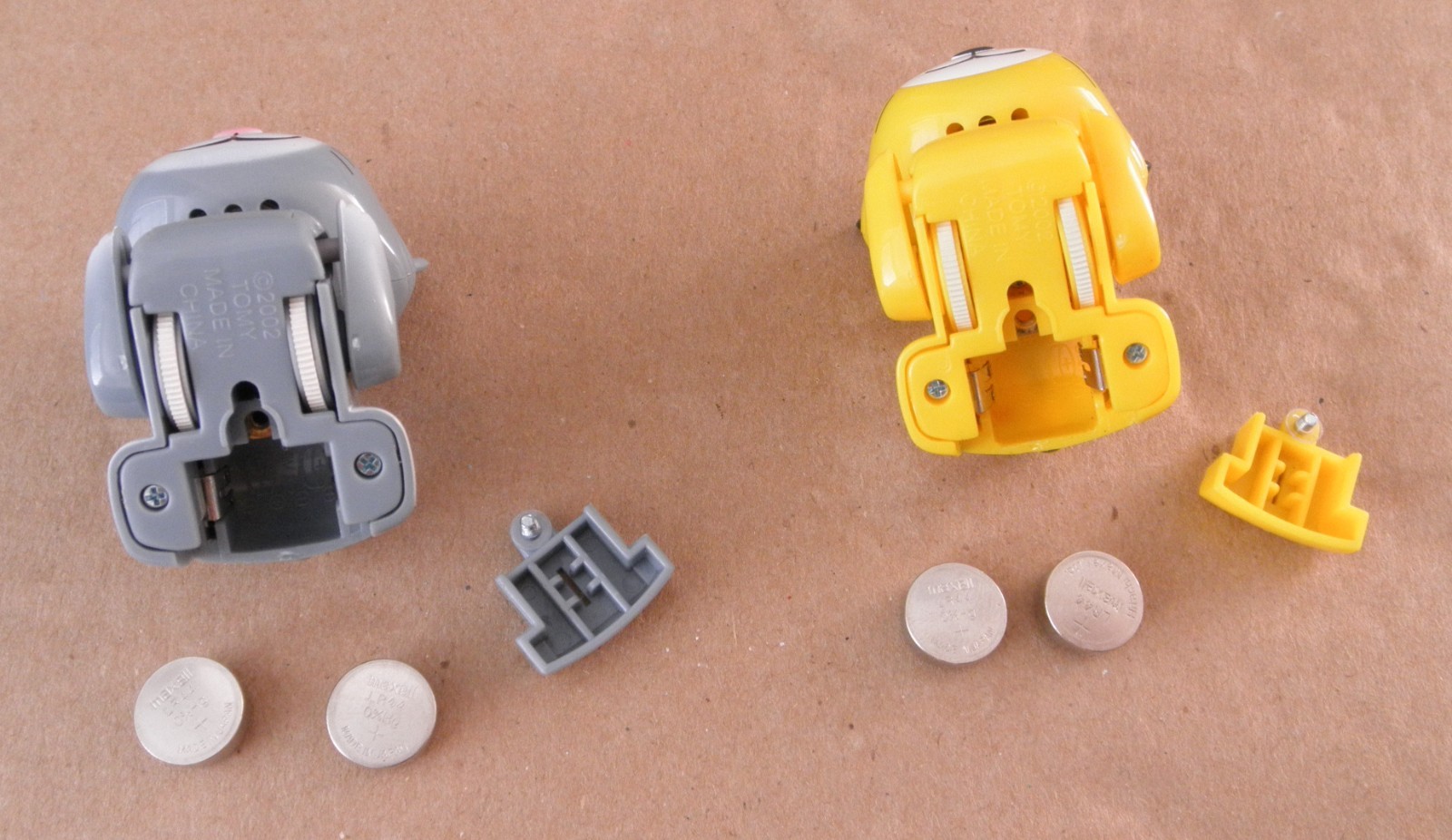 Vintage 2002 Tomy Micropets Chumsley Gray & Tag Yellow Interactive Cats (Tested)