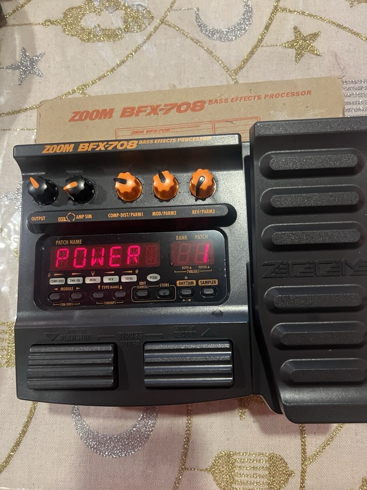 Zoom BFX-708 Bass Effects Processor