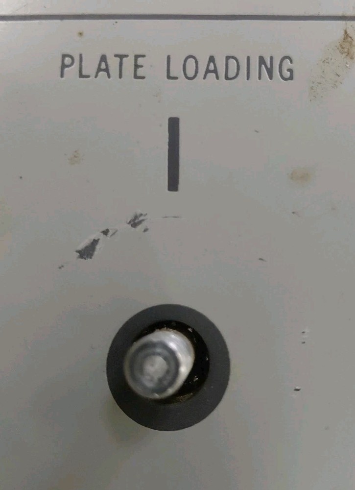 Hallicrafters HT-40 Plate loading