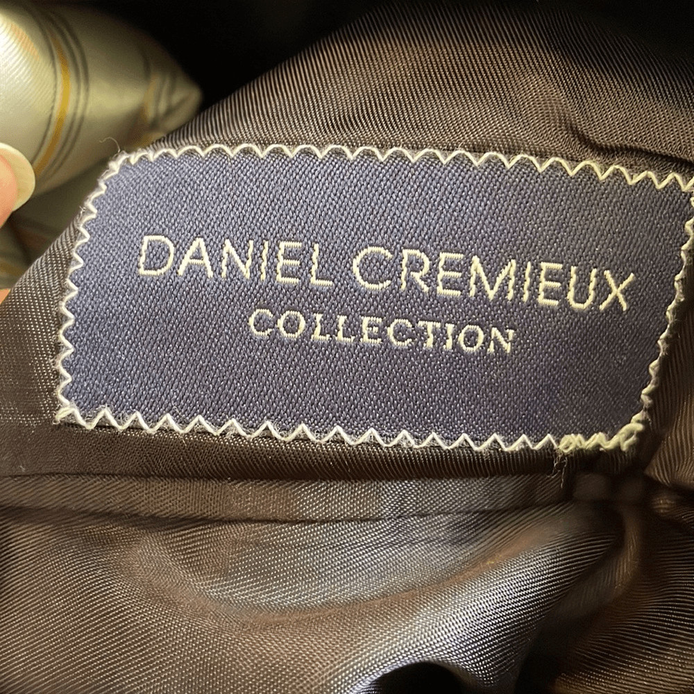 Daniel Cremiuex Collection black pin striped wool jacket/blazer