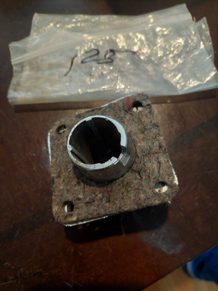 Ludwig Tom Holder Refitted Screw