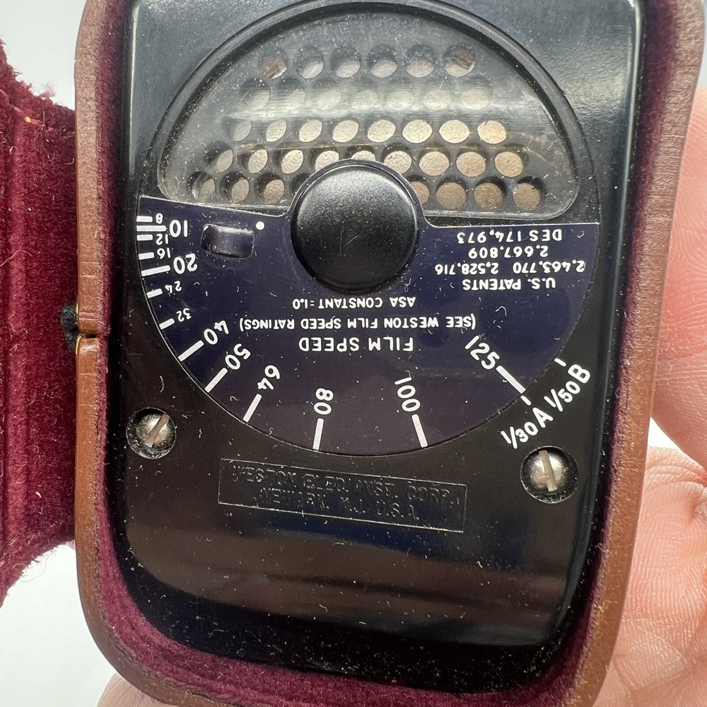 Vintage Weston Model 853 Light Meter Tested Working w/ Leather Case