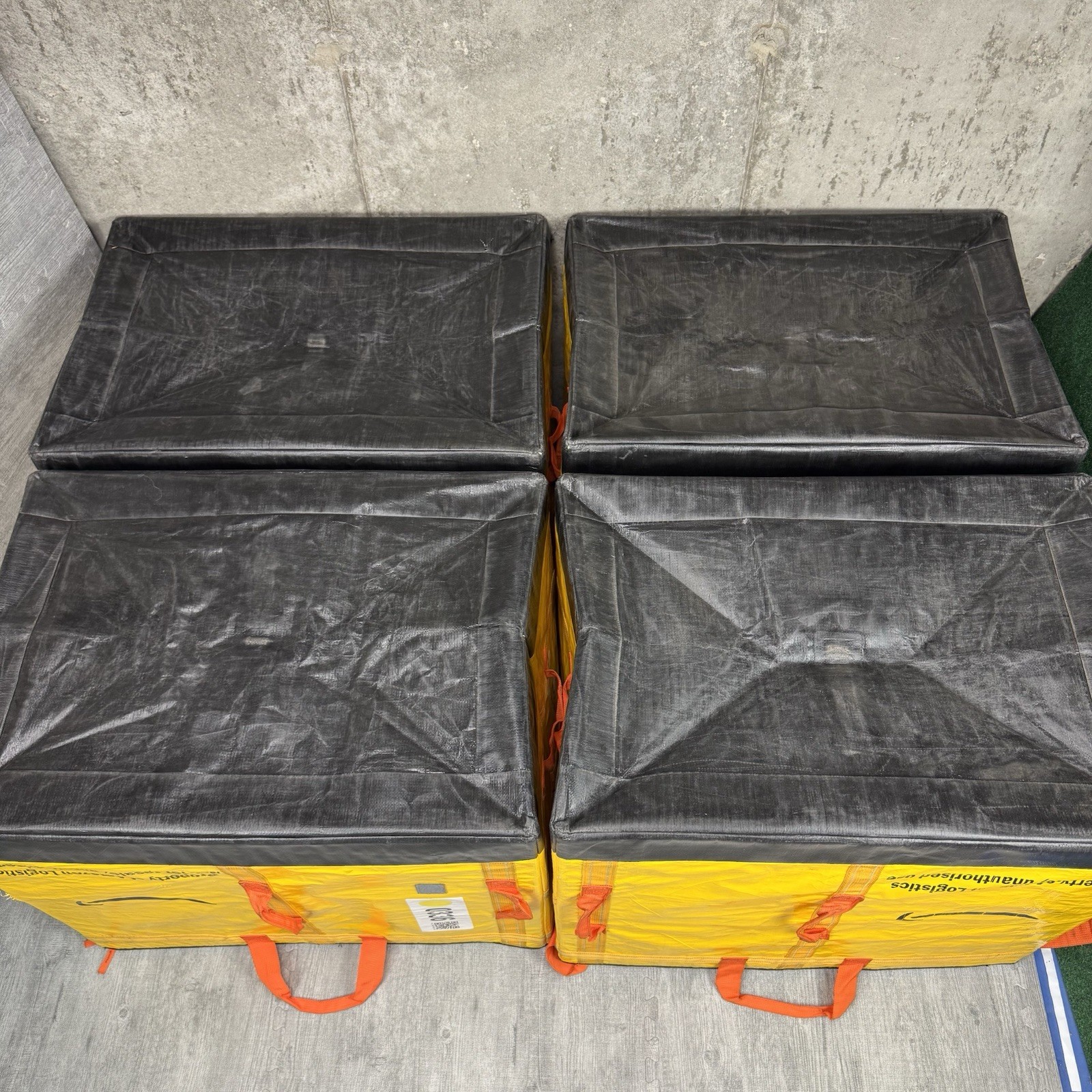 LOT OF 4 PREMIUM AMAZON COURIER DELIVERY CURRENT STYLE TOTE BAGS 28x24x20 YELLOW