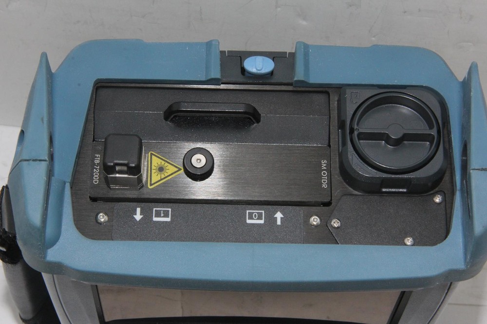 EXFO FTB-200-S2 Portable Network Testing Platform with FTB-7200D-23B-EI OTDR