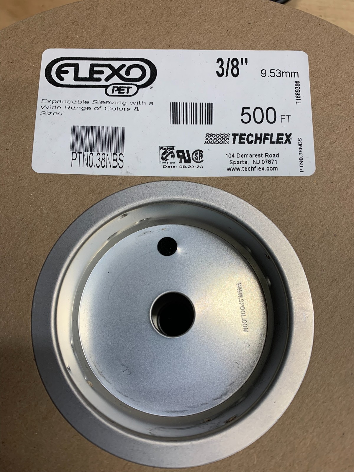 TECHFLEX PET 3/8" Black with Neon Blue Spyder - 500ft Full Roll