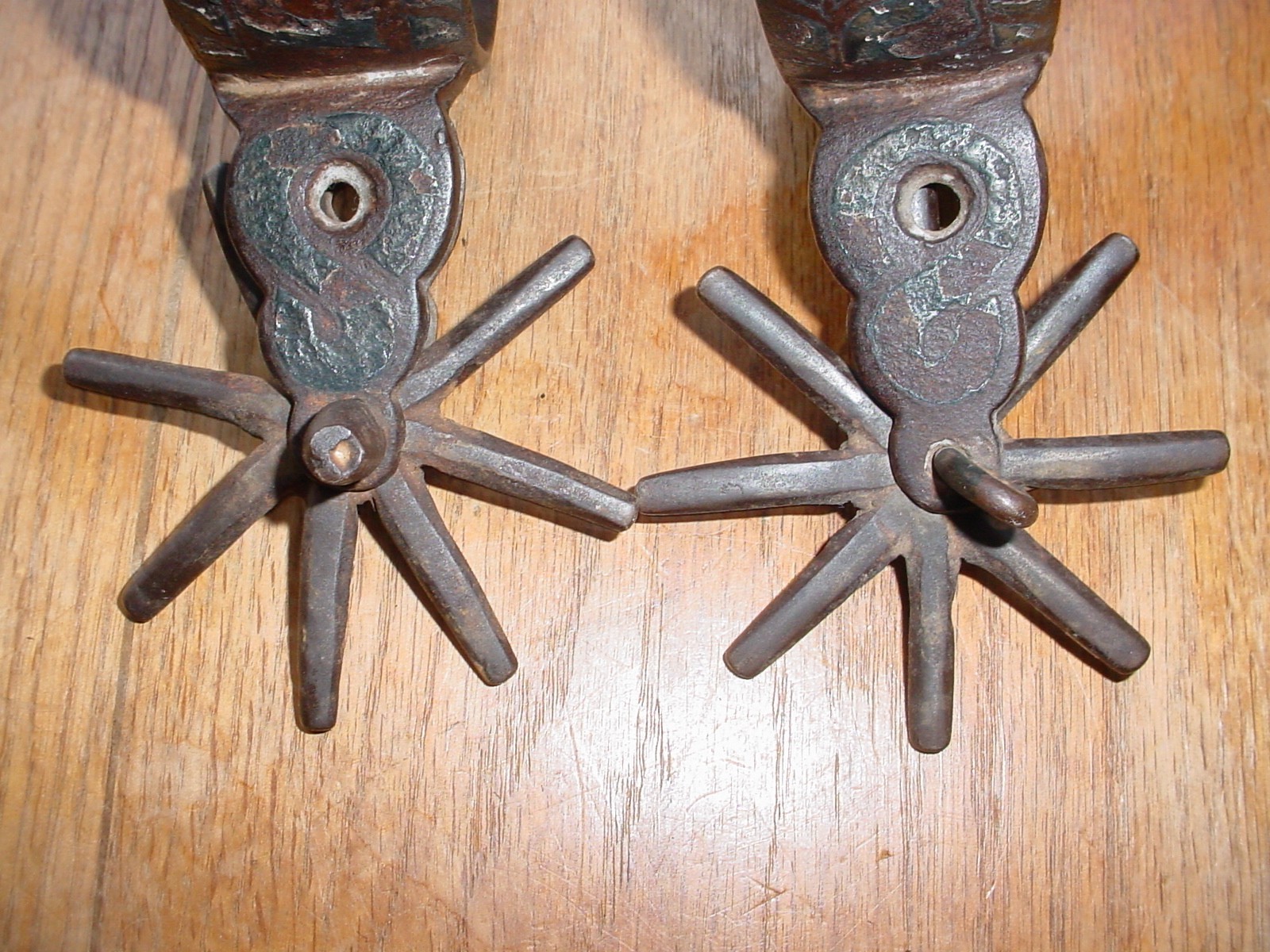 OLD 19TH CENTURY ANTIQUE MEXICAN WORKING COWBOY SPURS 3 INCH ROWELLS