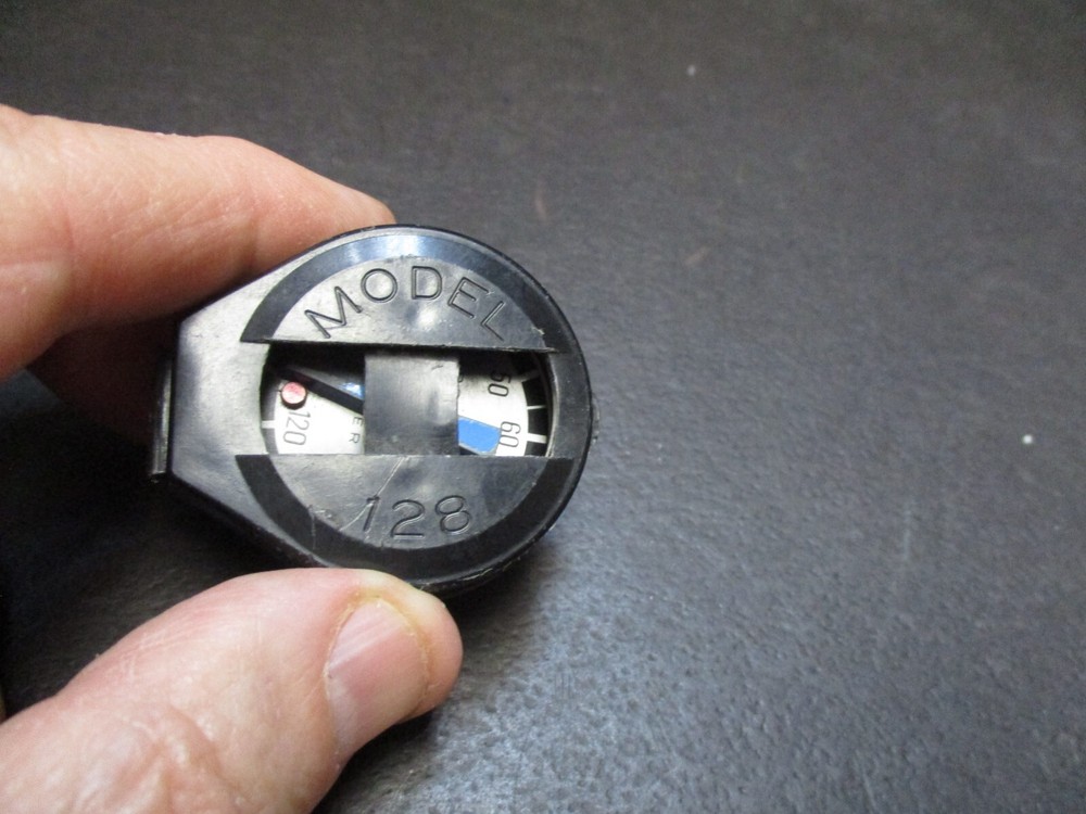 Polaroid Self Timer 128 used VINTAGE
