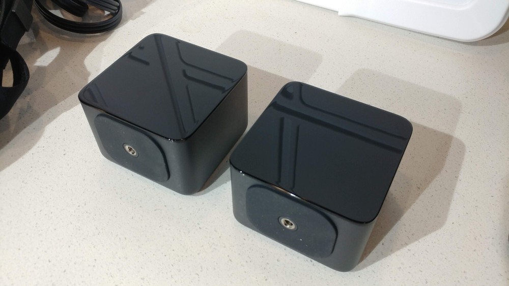 HTC Vive VR Headset Complete Set Full Kit System Virtual Reality ~ A+ Condition