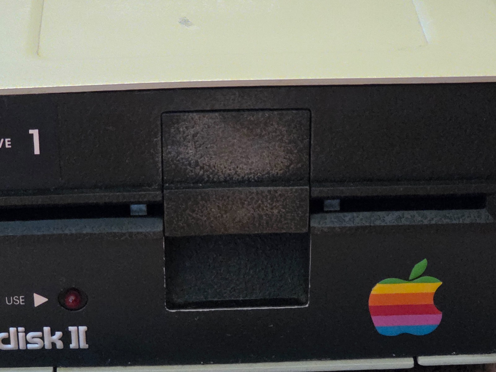 Apple Disk II 5.25 Floppy Drive A2M0003 Vintage Apple II IIe IIc OEM UNTESTED