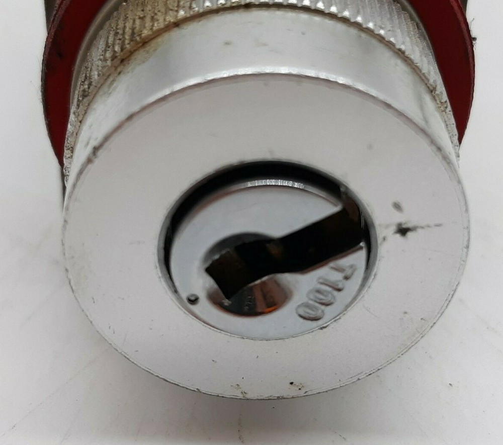 Allen-Bradley 800MR-N61Q Assy Switch CYL Lock - Missing Key