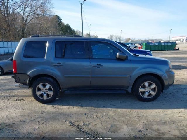 PILOT 2011 Glove Box 5028752