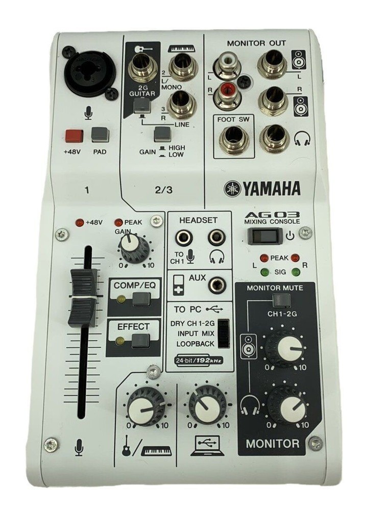YAMAHA AG03 MIXER Used