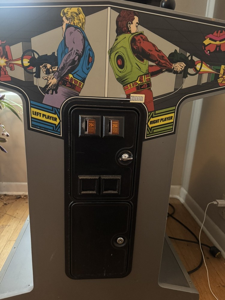 Atari XYBOTS Arcade Game, Great Condition, Local Pickup In Eugene, Oregon