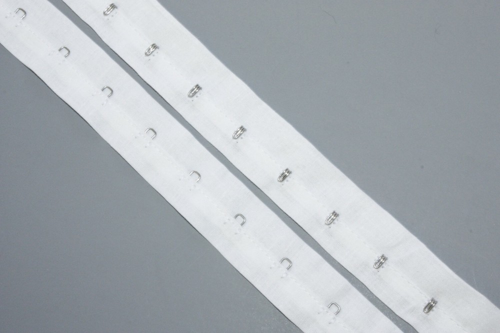 Hook and Eye Tape in White