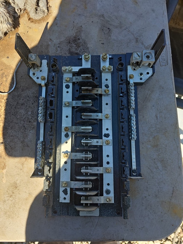 GE 150 Amp 20 Space Panel Guts TM2015k721+