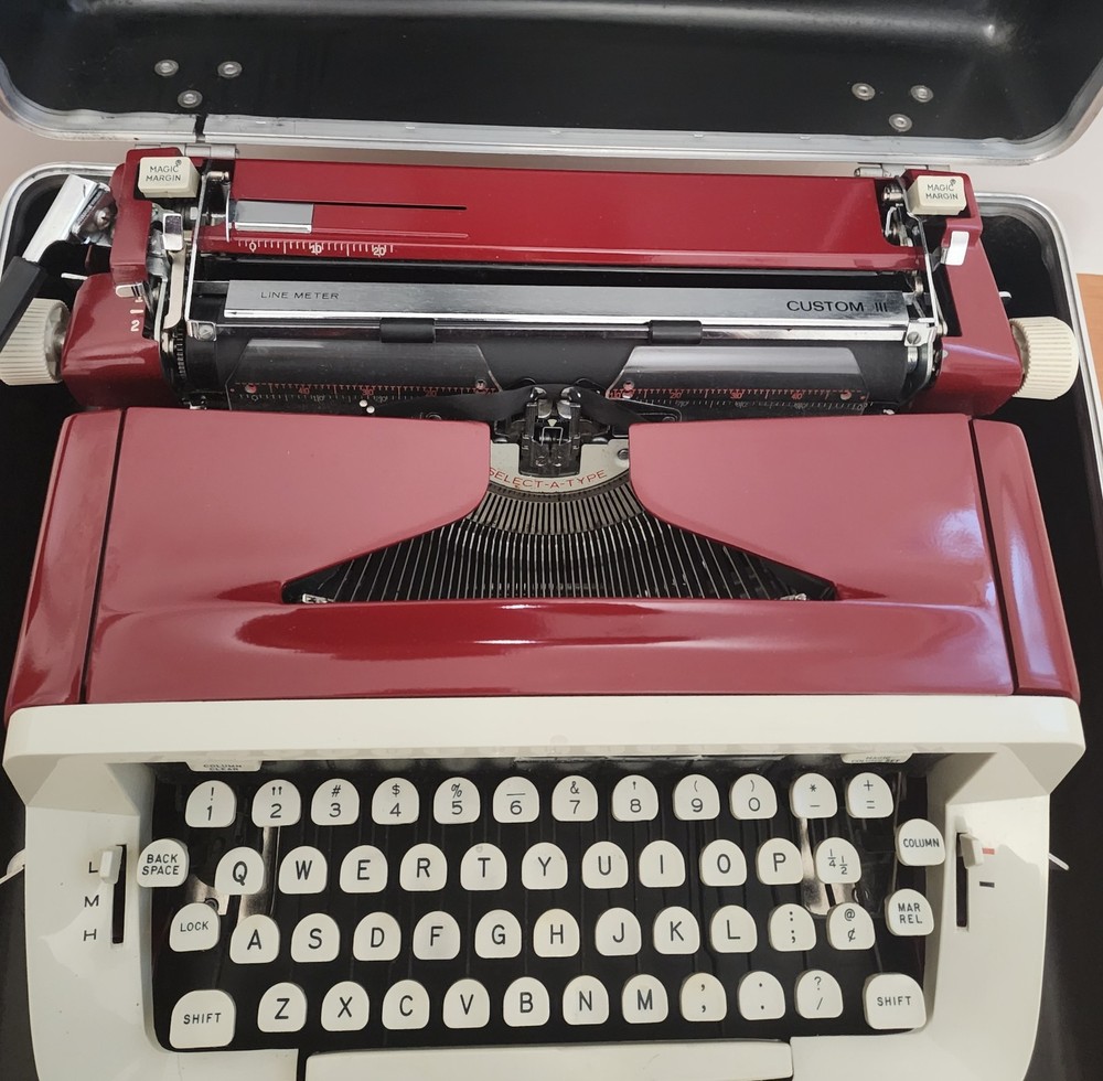 Royal Custom III Red & Tan Typewriter With Original Case, Key, & Instructions