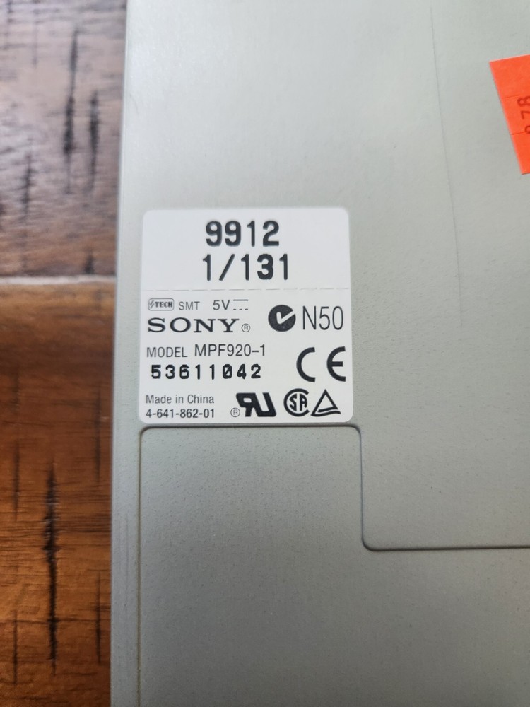 Sony MPF920-1 , 1.44 Beige Floppy Disk Drive
