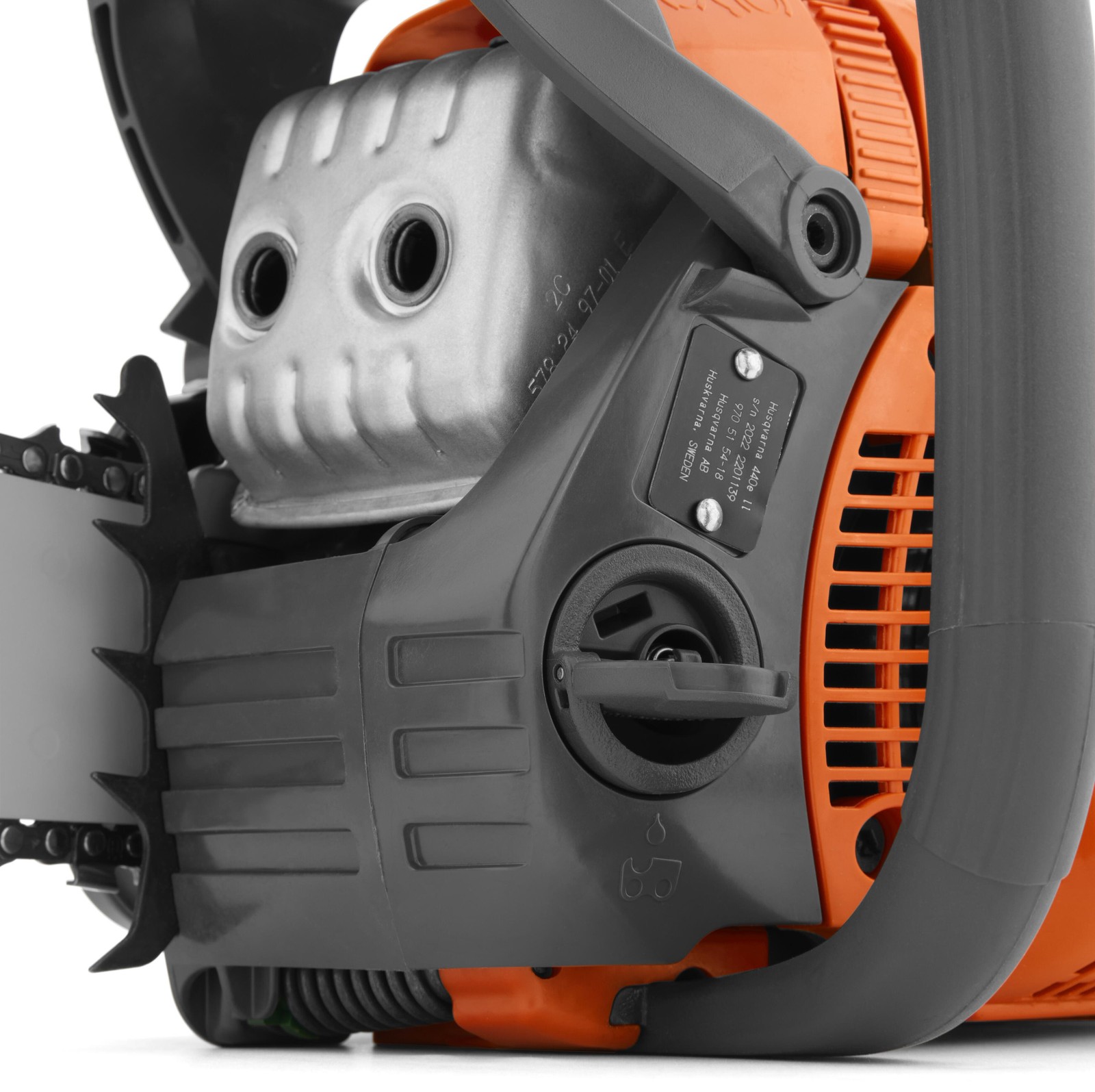 Husqvarna 440 Gas Chainsaw, 40-cc 2.4-HP, 2-Cycle X-Torq Engine, 18 Inch