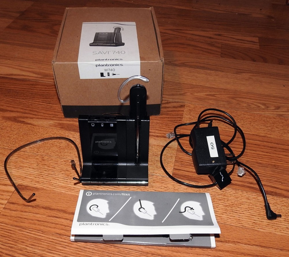 Plantronics WO2 SAVI W740 Convertible Wireless DECT Headset System.