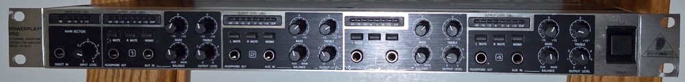 Behringer HA4600 Powerplay Pro 4 Chan Headphone Distribution Amp