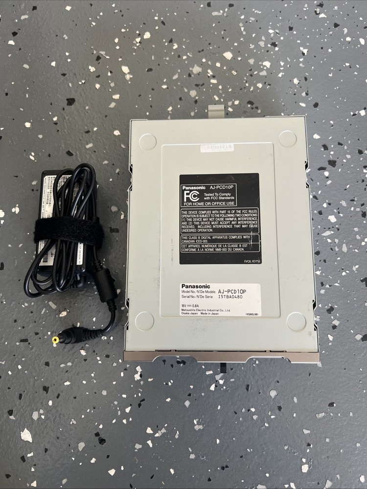 Panasonic AJ-PCD10P FIVE-SLOT P2 SOLID-STATE MEMORY DRIVE [W2]